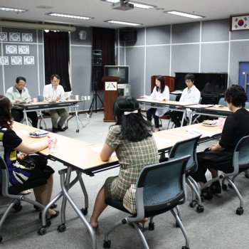 무료진료행사(2009. 4. 17, 복지관대강당) 이미지