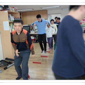 주간보호센터 여가생활 (4.24) 이미지