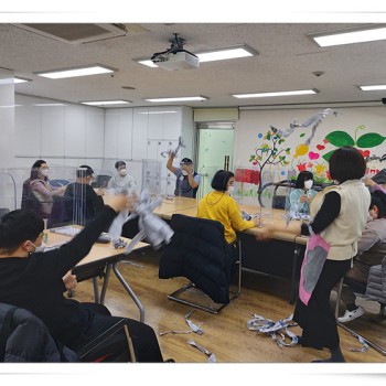 늘사랑장애인주간보호센터 미술활동, 방송댄스(2022.3.15.) 이미지